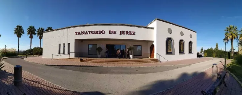 Fachada de Tanatorio-crematorio de Jerez de la Frontera