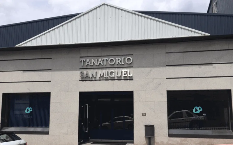 Fachada de Tanatorio Villablino, León