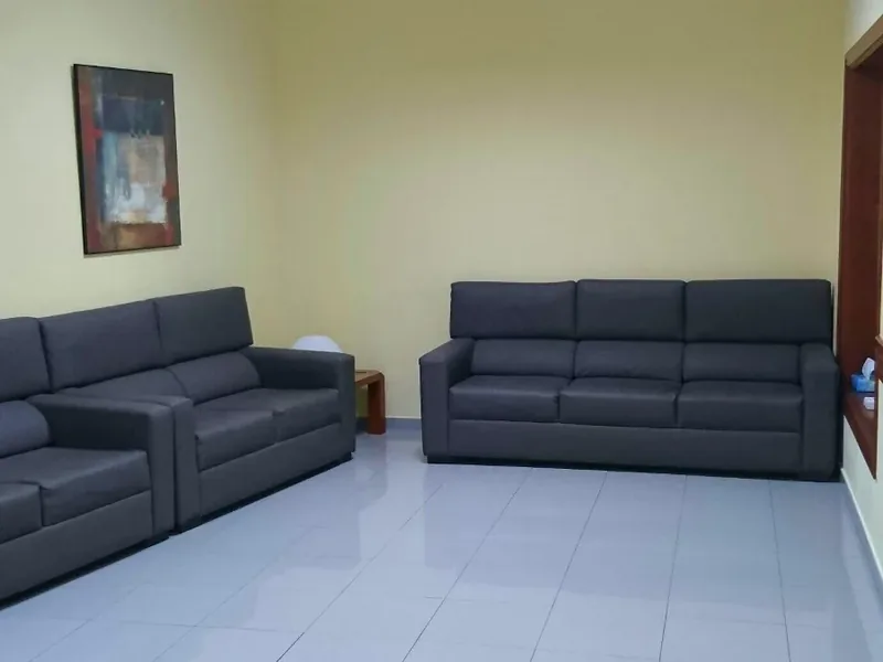 Instalaciones interiores de Tanatorio en Sanxenxo
