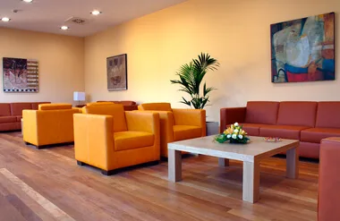 Instalaciones interiores de Tanatorio municipal de Bueu