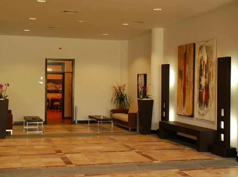 Instalaciones interiores de Tanatorio-crematorio en Las Palmas
