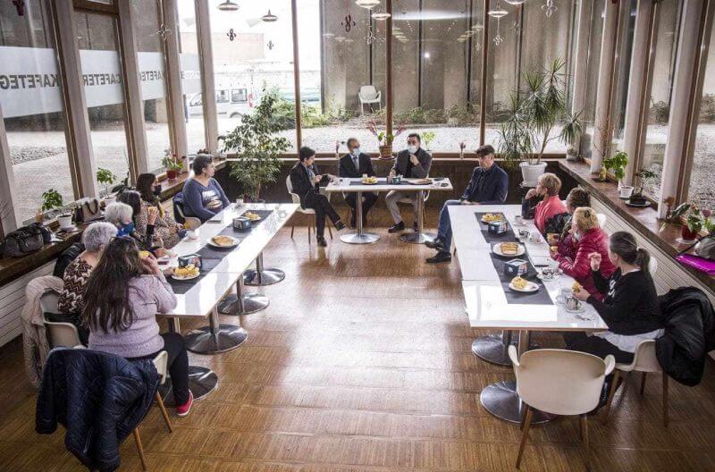 death café una iniciativa apoyada por albia para normalizar la muerte y el apoyo al duelo